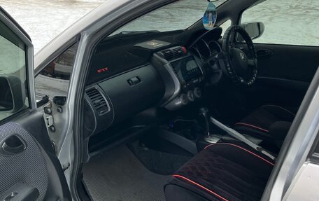 Honda Fit III, 2007 год, 570 000 рублей, 11 фотография