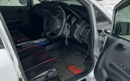 Honda Fit III, 2007 год, 570 000 рублей, 8 фотография