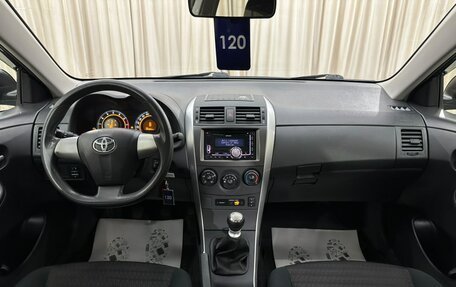 Toyota Corolla, 2011 год, 1 199 999 рублей, 16 фотография