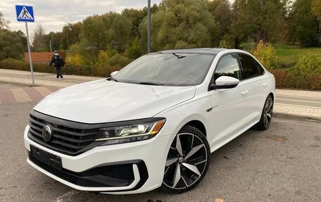 Volkswagen Passat B8 рестайлинг, 2021 год, 2 080 000 рублей, 2 фотография