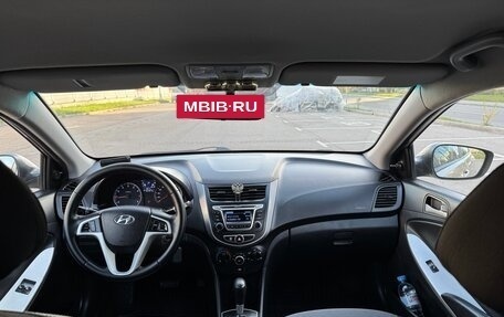 Hyundai Solaris II рестайлинг, 2013 год, 850 000 рублей, 12 фотография