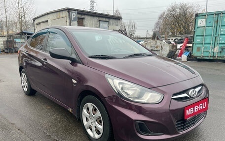 Hyundai Solaris II рестайлинг, 2012 год, 549 000 рублей, 3 фотография