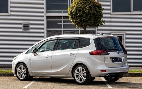 Opel Zafira C рестайлинг, 2016 год, 1 395 000 рублей, 4 фотография