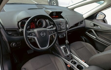 Opel Zafira C рестайлинг, 2016 год, 1 395 000 рублей, 13 фотография