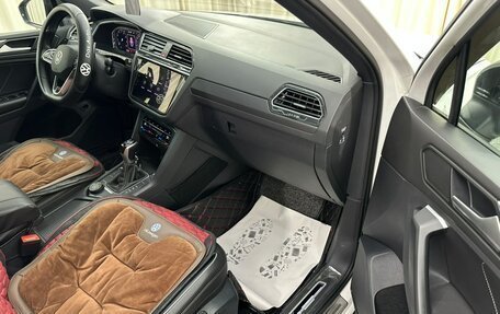 Volkswagen Tiguan II, 2021 год, 4 999 000 рублей, 12 фотография