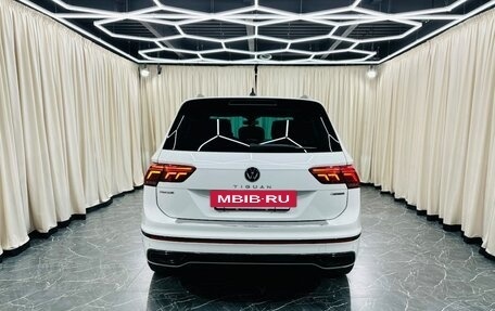 Volkswagen Tiguan II, 2021 год, 4 999 000 рублей, 5 фотография
