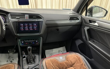 Volkswagen Tiguan II, 2021 год, 4 999 000 рублей, 15 фотография
