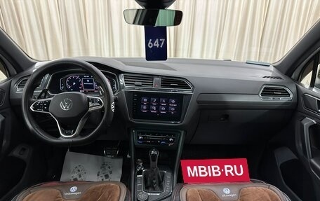 Volkswagen Tiguan II, 2021 год, 4 999 000 рублей, 16 фотография