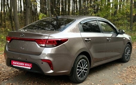 KIA Rio IV, 2018 год, 1 319 000 рублей, 6 фотография
