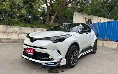 Toyota C-HR I рестайлинг, 2018 год, 2 350 000 рублей, 1 фотография