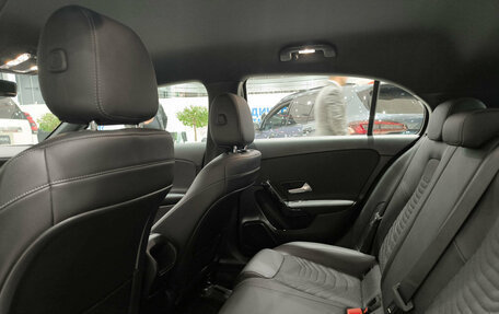 Mercedes-Benz A-Класс, 2018 год, 2 019 000 рублей, 16 фотография