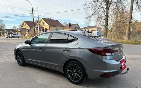 Hyundai Elantra VI, 2019 год, 1 525 000 рублей, 3 фотография