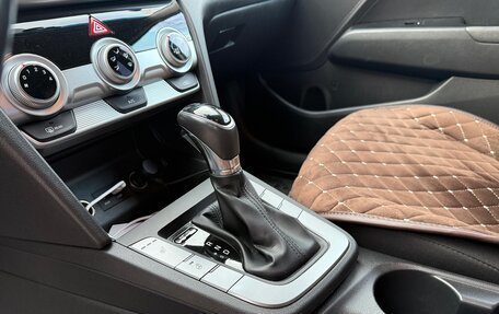 Hyundai Elantra VI, 2019 год, 1 525 000 рублей, 8 фотография