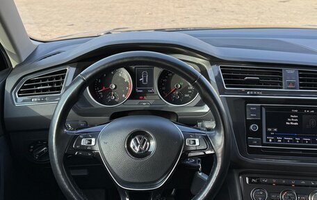 Volkswagen Tiguan II, 2018 год, 2 200 000 рублей, 9 фотография