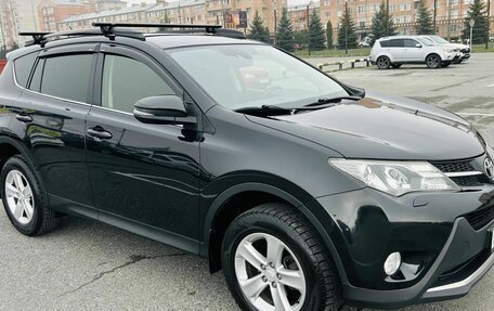 Toyota RAV4, 2013 год, 1 850 000 рублей, 2 фотография