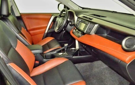Toyota RAV4, 2013 год, 1 850 000 рублей, 20 фотография