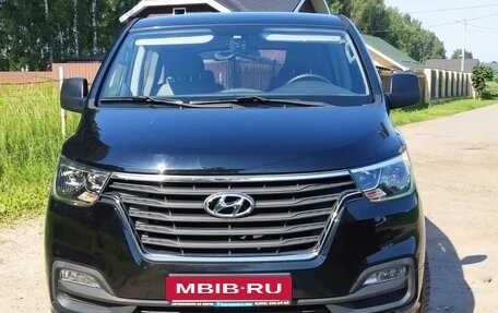 Hyundai Grand Starex Grand Starex I рестайлинг 2, 2020 год, 4 300 000 рублей, 36 фотография
