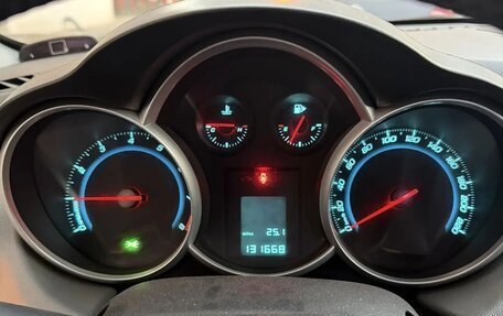 Chevrolet Cruze II, 2012 год, 540 000 рублей, 8 фотография