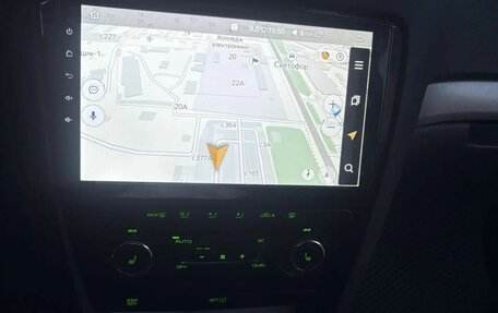 Skoda Octavia, 2009 год, 449 000 рублей, 24 фотография