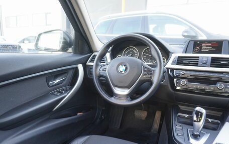 BMW 3 серия, 2015 год, 1 870 000 рублей, 13 фотография