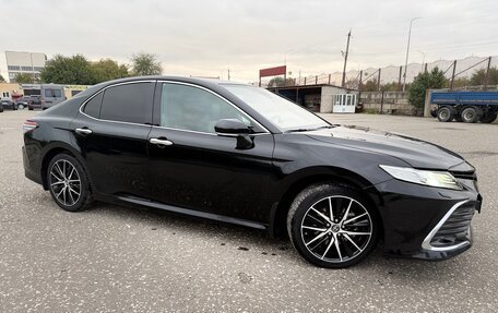 Toyota Camry, 2020 год, 2 395 000 рублей, 3 фотография