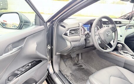 Toyota Camry, 2020 год, 2 395 000 рублей, 9 фотография