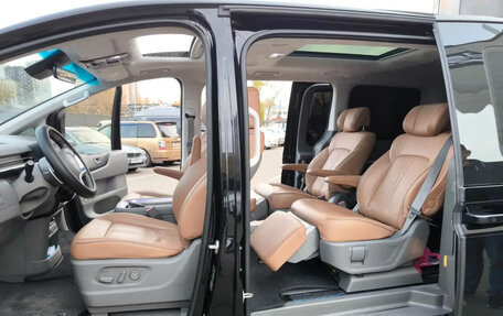 Hyundai Staria, 2023 год, 6 200 000 рублей, 7 фотография