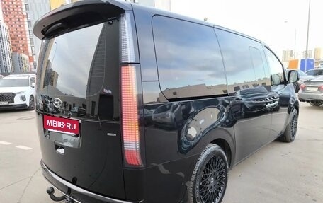 Hyundai Staria, 2023 год, 6 200 000 рублей, 14 фотография