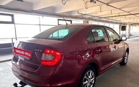 Skoda Rapid I, 2015 год, 880 000 рублей, 3 фотография