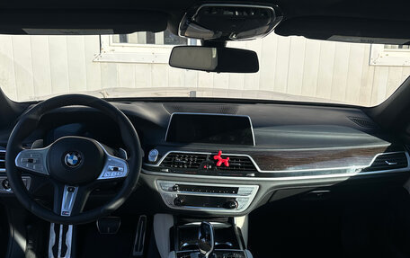 BMW 7 серия, 2021 год, 5 800 000 рублей, 19 фотография