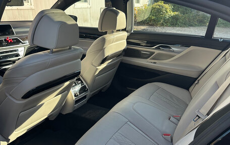 BMW 7 серия, 2021 год, 5 800 000 рублей, 20 фотография