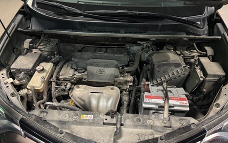 Toyota RAV4, 2019 год, 2 450 000 рублей, 14 фотография