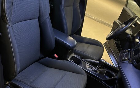 Toyota RAV4, 2019 год, 2 450 000 рублей, 13 фотография