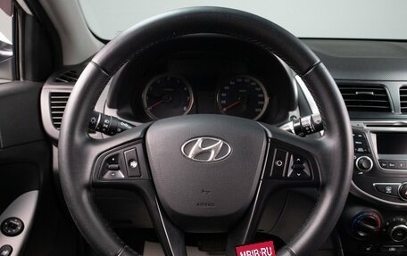 Hyundai Solaris II рестайлинг, 2015 год, 1 299 000 рублей, 10 фотография