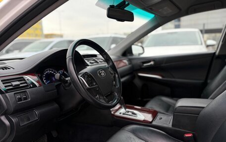 Toyota Camry, 2012 год, 1 590 000 рублей, 10 фотография