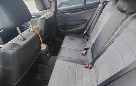 BMW X1, 2011 год, 1 350 000 рублей, 6 фотография