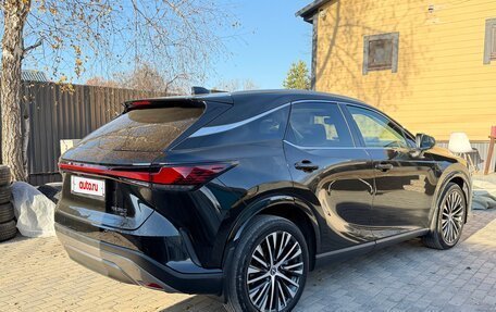 Lexus RX IV рестайлинг, 2023 год, 7 400 000 рублей, 3 фотография