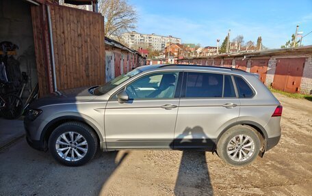 Volkswagen Tiguan II, 2020 год, 2 750 000 рублей, 1 фотография
