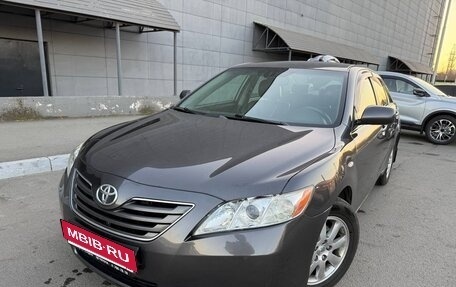 Toyota Camry, 2007 год, 730 000 рублей, 1 фотография