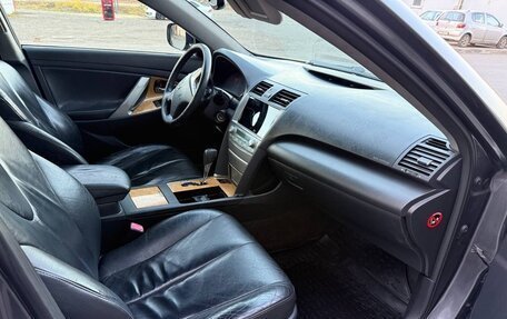 Toyota Camry, 2007 год, 730 000 рублей, 9 фотография