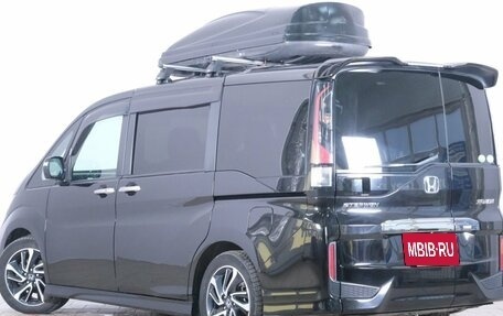 Honda Stepwgn IV рестайлинг, 2016 год, 1 799 000 рублей, 7 фотография