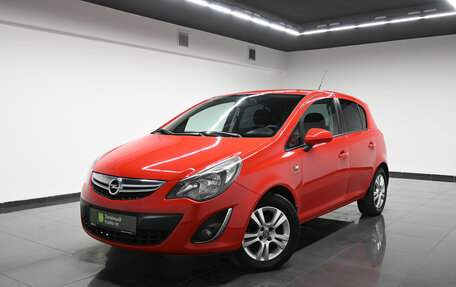 Opel Corsa D рестайлинг _i, 2013 год, 895 000 рублей, 1 фотография