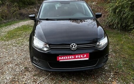 Volkswagen Polo VI (EU Market), 2013 год, 700 000 рублей, 4 фотография