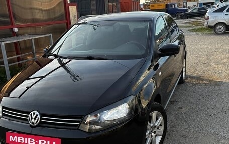 Volkswagen Polo VI (EU Market), 2013 год, 700 000 рублей, 10 фотография