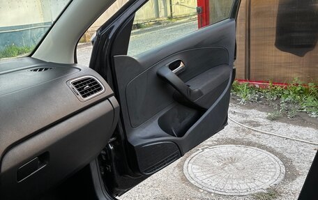 Volkswagen Polo VI (EU Market), 2013 год, 700 000 рублей, 23 фотография
