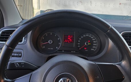 Volkswagen Polo VI (EU Market), 2013 год, 700 000 рублей, 26 фотография