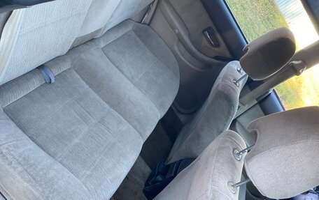 Subaru Outback III рестайлинг, 1999 год, 250 000 рублей, 11 фотография