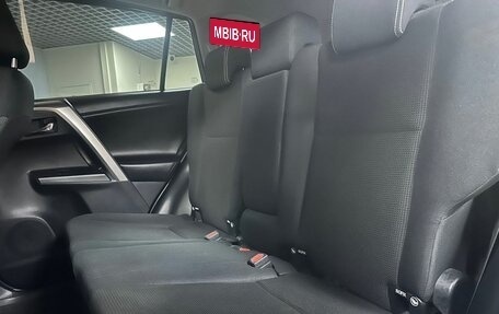 Toyota RAV4, 2018 год, 3 070 000 рублей, 11 фотография