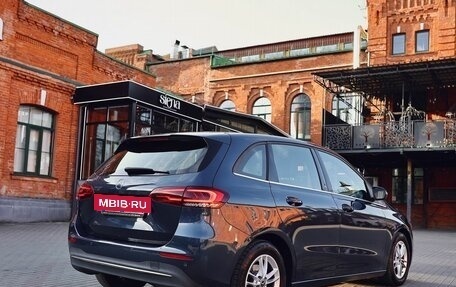 Mercedes-Benz B-Класс, 2019 год, 2 200 000 рублей, 7 фотография
