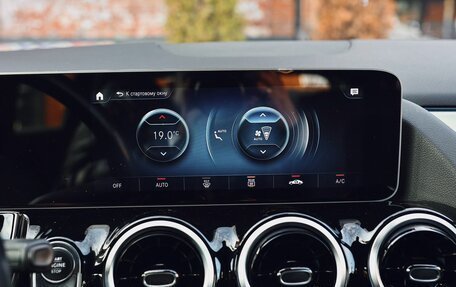 Mercedes-Benz B-Класс, 2019 год, 2 200 000 рублей, 33 фотография